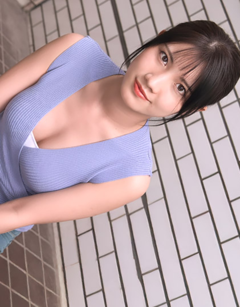 朝ゴミ出しする近所の遊び好きノーブラ奥さん 赤坂桃子 010426-001-1PON