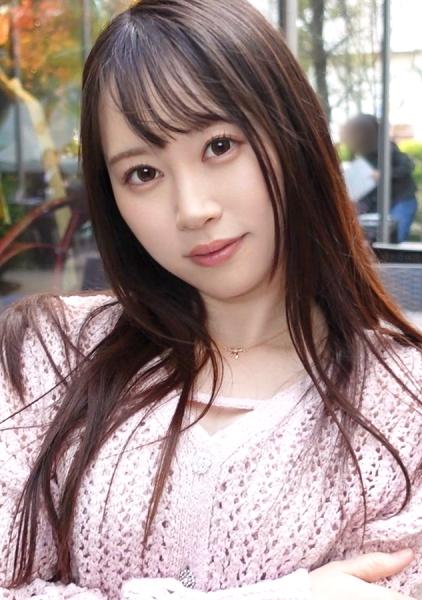 【こんなに吹いちゃダメですか…？】清楚な雰囲気なのにNTRモノのAVで毎晩オナってしまう色白黒髪お姉さん！半年ぶりの手マンで大興奮の大量潮吹き！ 【初撮り】ネットでAV応募→AV体験撮影 2424